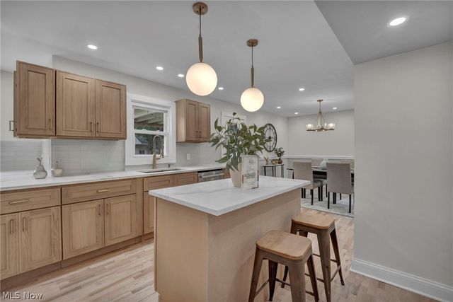 18329 Lomond Boulevard, Shaker Heights, OH 44122