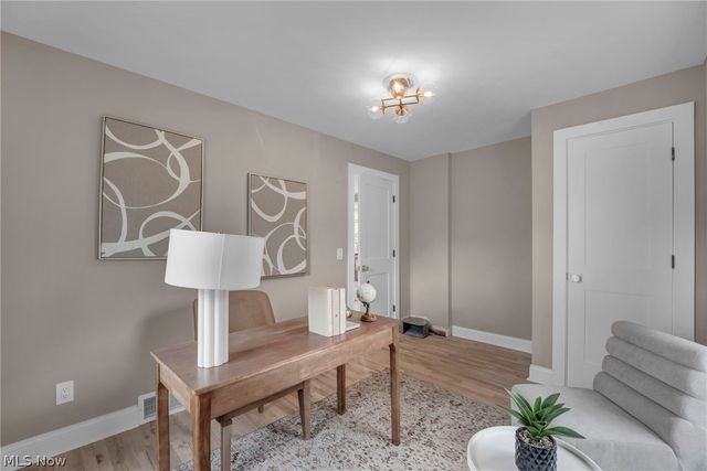 18329 Lomond Boulevard, Shaker Heights, OH 44122