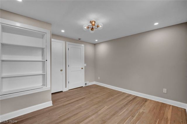 18329 Lomond Boulevard, Shaker Heights, OH 44122