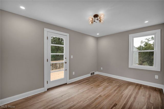 18329 Lomond Boulevard, Shaker Heights, OH 44122