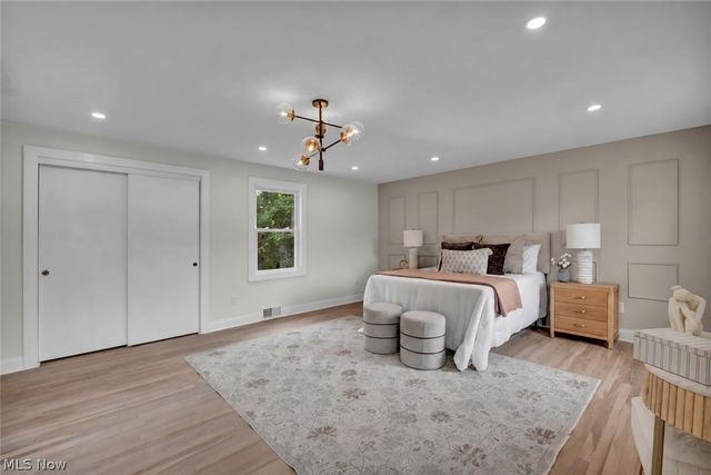 18329 Lomond Boulevard, Shaker Heights, OH 44122