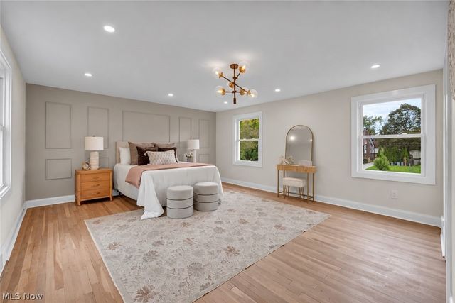 18329 Lomond Boulevard, Shaker Heights, OH 44122