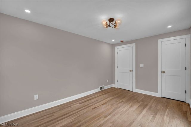18329 Lomond Boulevard, Shaker Heights, OH 44122
