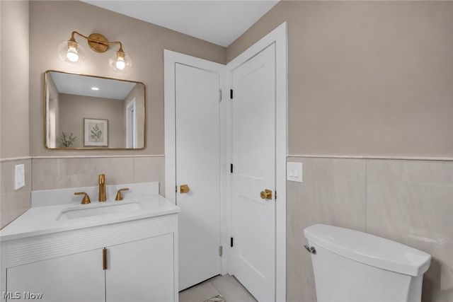 18329 Lomond Boulevard, Shaker Heights, OH 44122