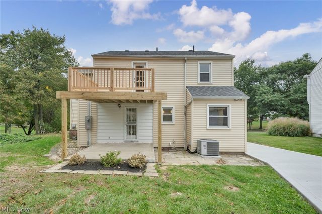 18329 Lomond Boulevard, Shaker Heights, OH 44122
