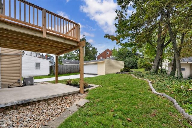 18329 Lomond Boulevard, Shaker Heights, OH 44122
