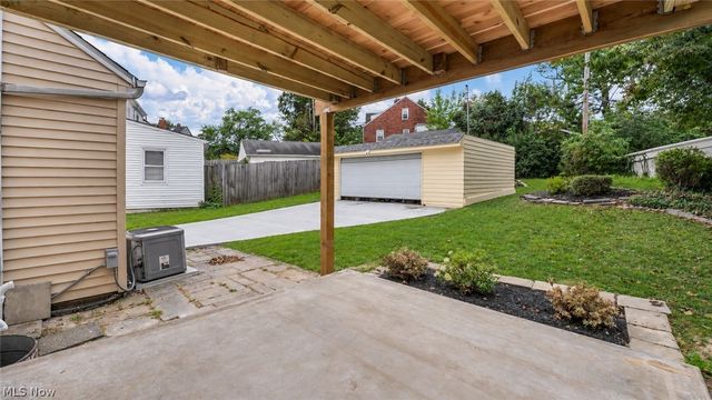 18329 Lomond Boulevard, Shaker Heights, OH 44122