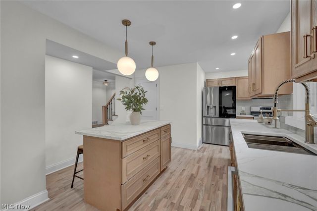 18329 Lomond Boulevard, Shaker Heights, OH 44122