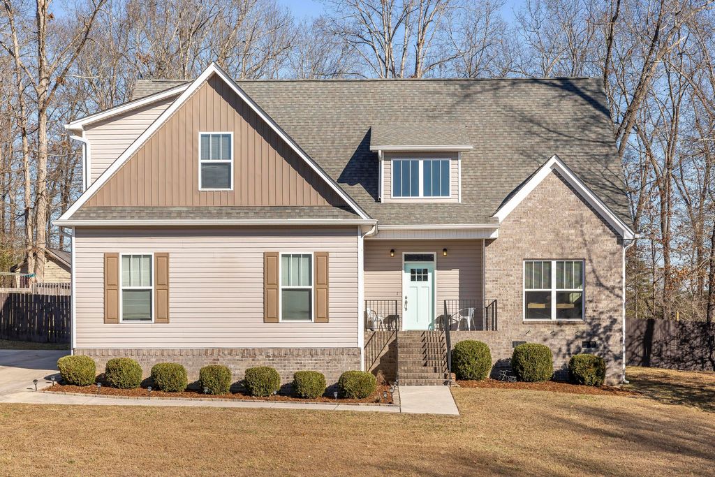 10711 Thatcher Crest Drive, Soddy Daisy, TN 37379