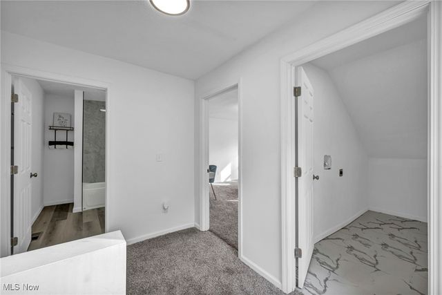 828 Nela View Road, Cleveland Heights, OH 44112