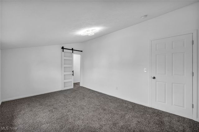 828 Nela View Road, Cleveland Heights, OH 44112