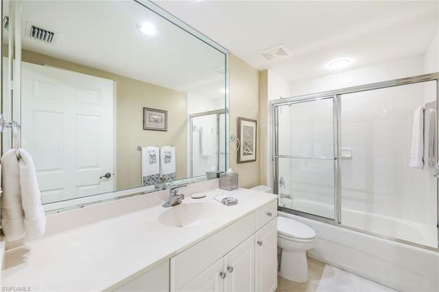 325 Dunes BLVD 406, Naples, FL 34110