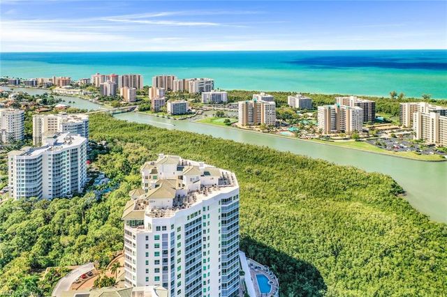 325 Dunes BLVD 406, Naples, FL 34110