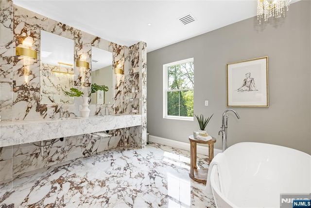 241 Saddle River Road, Saddle River, NJ 07458
