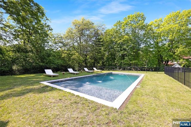241 Saddle River Road, Saddle River, NJ 07458