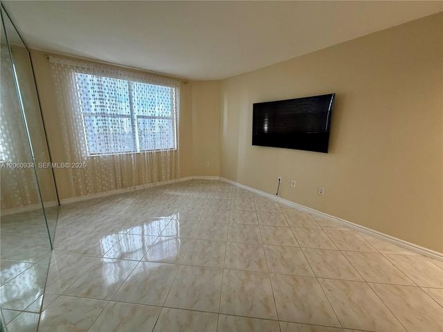 1980 S Ocean Dr 6N, Hallandale Beach, FL 33009