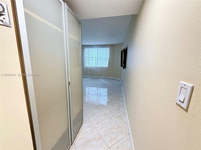 1980 S Ocean Dr 6N, Hallandale Beach, FL 33009