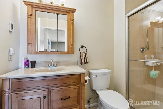 180-B Mimosa Plaza B, Monroe, NJ 08831