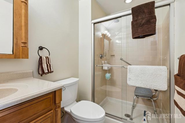 180-B Mimosa Plaza B, Monroe, NJ 08831