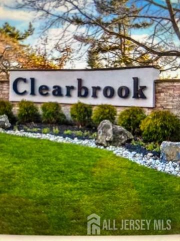 180-B Mimosa Plaza B, Monroe, NJ 08831