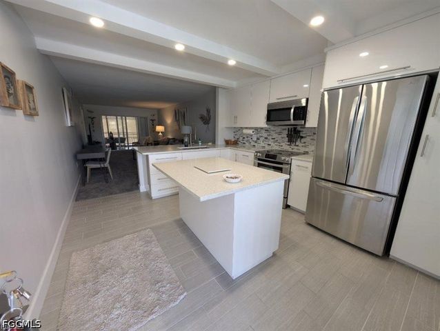 2111 Barkeley LN 13, Fort Myers, FL 33907