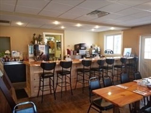 945 Ashley Blvd, New Bedford, MA 02745