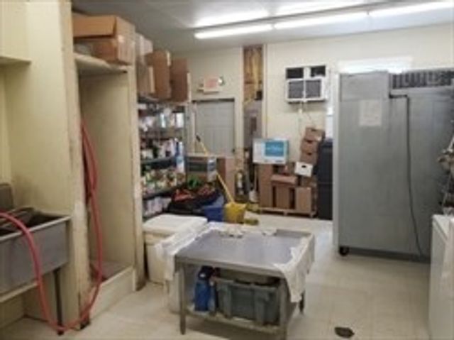 945 Ashley Blvd, New Bedford, MA 02745