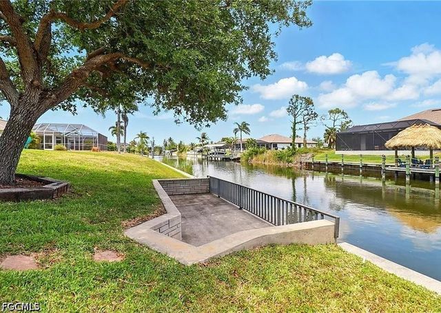 1931 SW 17th PL, Cape Coral, FL 33991