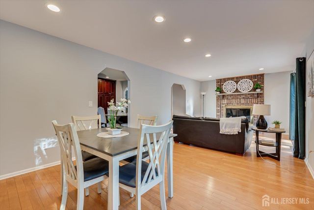 409 S 2nd Avenue S, Highland Park, NJ 08904