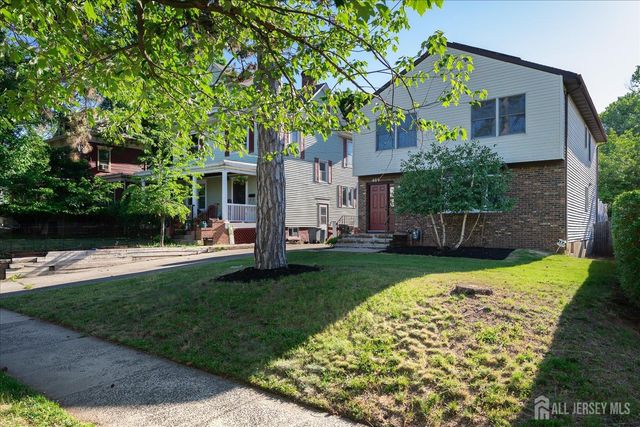 409 S 2nd Avenue S, Highland Park, NJ 08904