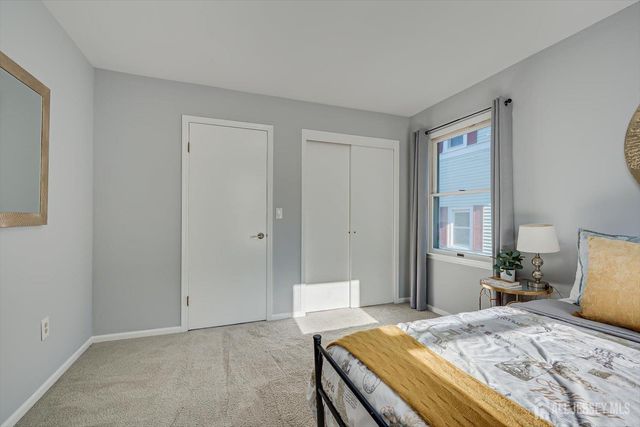 409 S 2nd Avenue S, Highland Park, NJ 08904