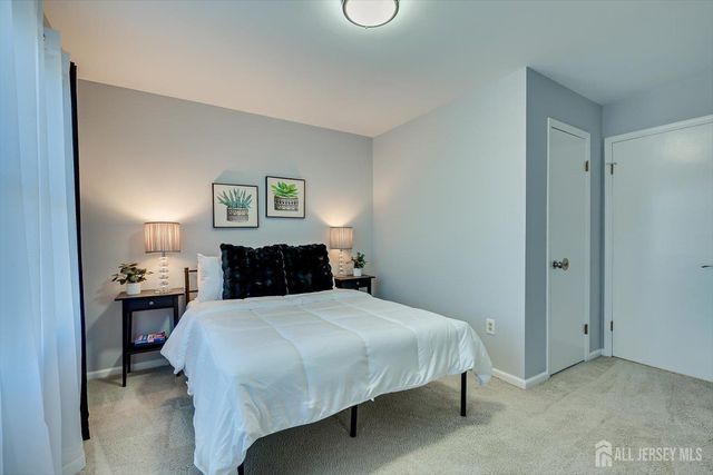 409 S 2nd Avenue S, Highland Park, NJ 08904
