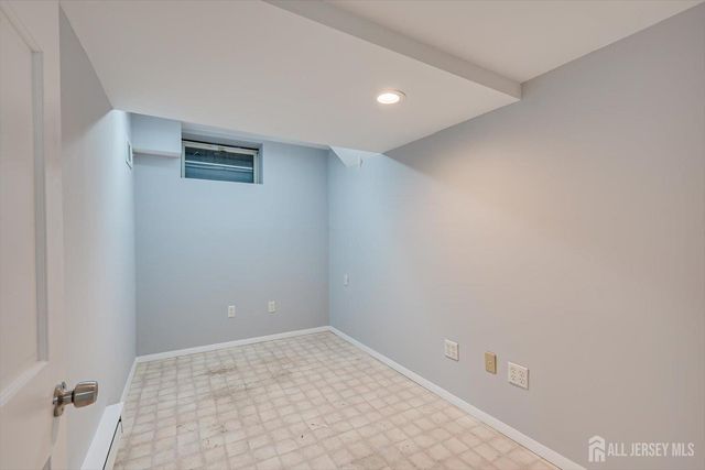 409 S 2nd Avenue S, Highland Park, NJ 08904