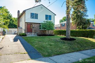 409 S 2nd Avenue S, Highland Park, NJ 08904