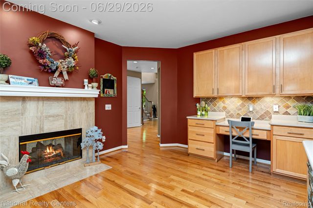 4577 Darlene Drive, Commerce Charter Township, MI 48382