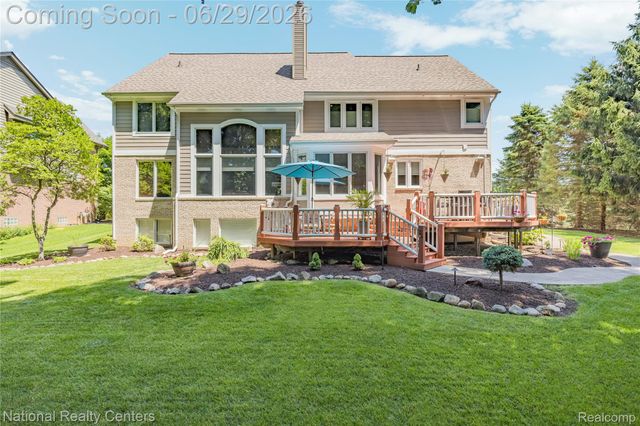 4577 Darlene Drive, Commerce Charter Township, MI 48382