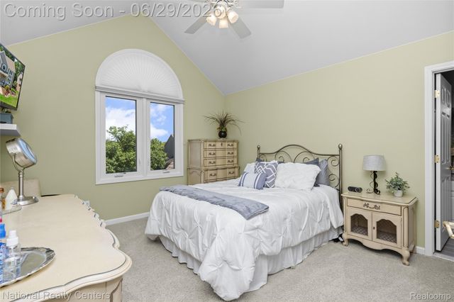 4577 Darlene Drive, Commerce Charter Township, MI 48382