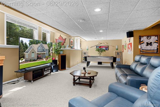 4577 Darlene Drive, Commerce Charter Township, MI 48382