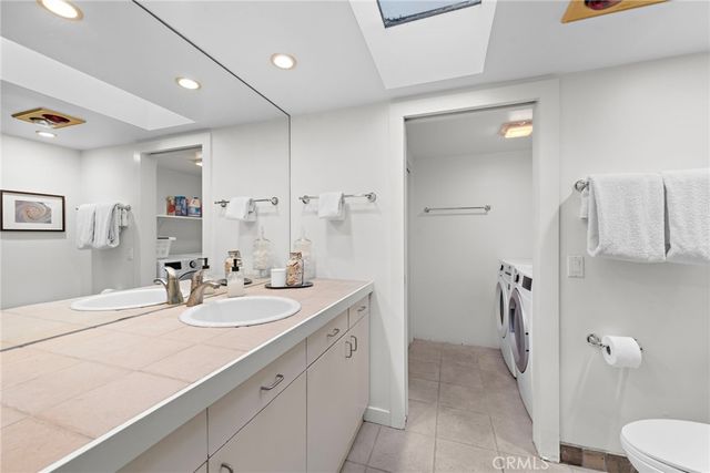 595 Bluebird Canyon Drive, Laguna Beach, CA 92651