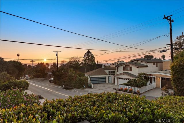 595 Bluebird Canyon Drive, Laguna Beach, CA 92651