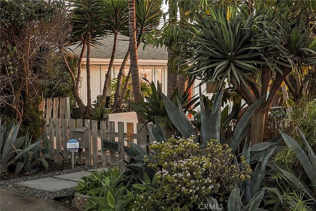 595 Bluebird Canyon Drive, Laguna Beach, CA 92651