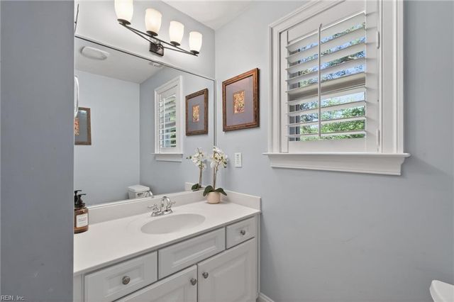 7305 Appletree LN, Norfolk, VA 23505