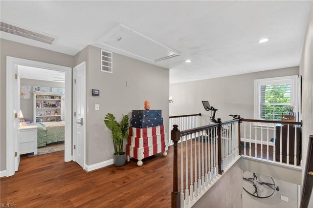 7305 Appletree LN, Norfolk, VA 23505