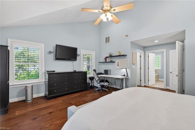 7305 Appletree LN, Norfolk, VA 23505