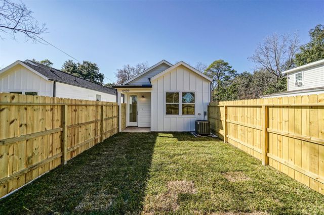 8409 Schneider Street, Houston, TX 77093