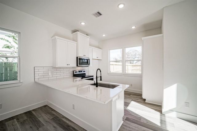 8409 Schneider Street, Houston, TX 77093