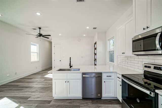 8409 Schneider Street, Houston, TX 77093