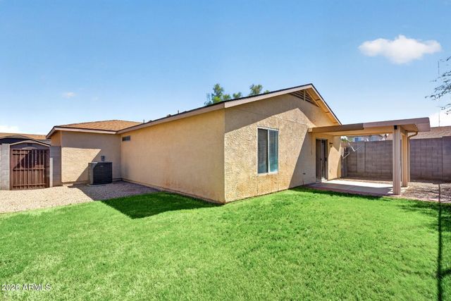 2551 E MEADOW CHASE Drive, San Tan Valley, AZ 85140