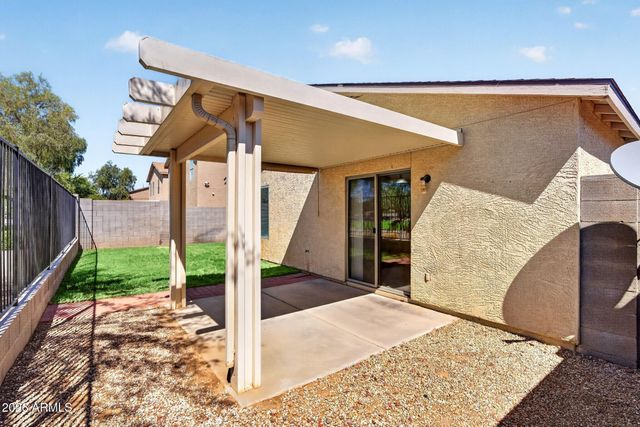 2551 E MEADOW CHASE Drive, San Tan Valley, AZ 85140