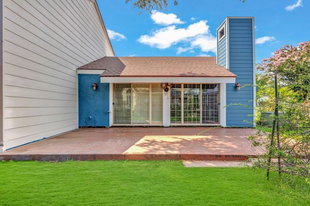 2001 Lakewood Court, Willis, TX 77318